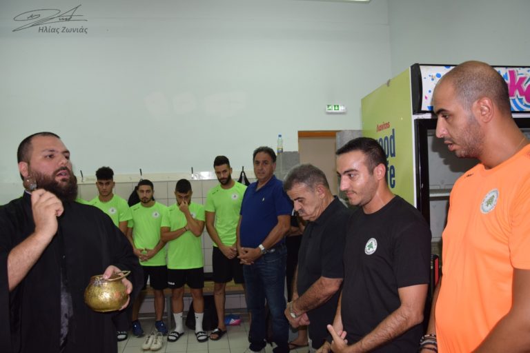 Αγιασμός της ποδοσφαιρικής ομάδας του Σωματείου « Ο ΚΟΡΜΑΚΙΤΗΣ»