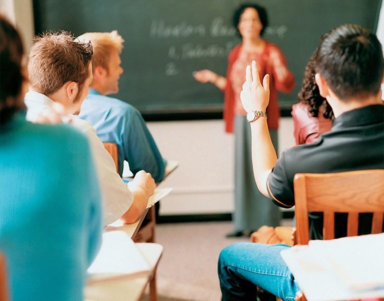 Εγγραφές για την Κυπριακή Μαρωνιτική Αραβική στα επιμορφωτικά κέντρα του Υπουργείου Παιδείας για τη σχολική χρονιά 2019-2020