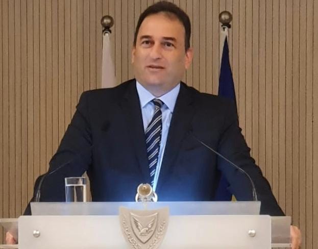 Ζωντανά από την τηλεόραση του ΡΙΚ η Θεία Λειτουργία της Ανάστασης – Θερμές ευχαριστίες στον Πρόεδρο