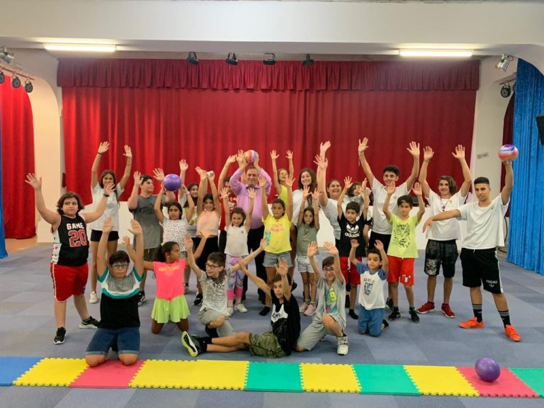 Επίσκεψη Εκπροσώπου Μαρωνιτών στο Summer School του Κέντρου Νεολαίας Αγίου Σιάρπελ στη Λεμεσό