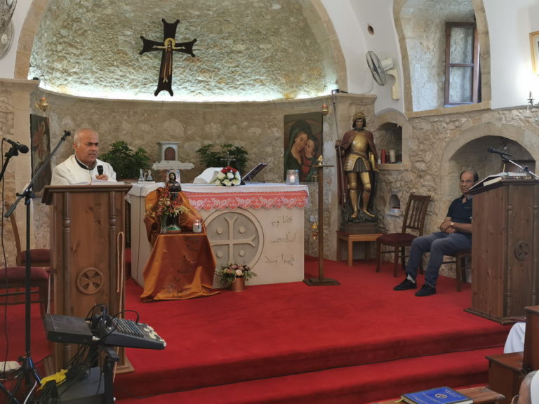 Ζωντανή μετάδοση Θείας Λειτουργίας από τον Κορμακίτη- Προβλήματα ηλεκτρισμού