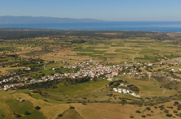 Επανεγκατάσταση, αλήθειες και πραγματικότητες για τον Κορμακίτη