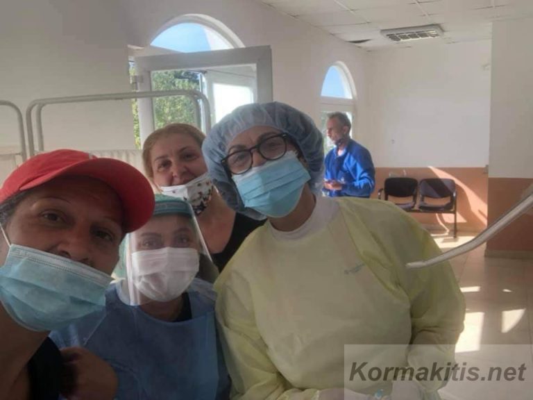 Εμβολιάστηκαν με την 2η δόση του εμβολίου Pfizer η τέταρτη ομάδα ατόμων ( 36 άτομα) από τον Κορμακίτη και την Καρπάσια