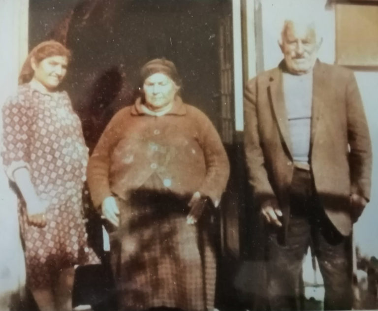 ΜΝΗΜΟΣΥΝΟ οικογένειας Φραντζή Χάννα Κουμή ( Στρατή)