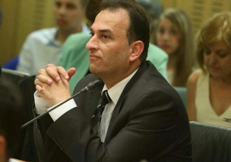 Διευκρινίσεις Εκπροσώπου Μαρωνιτών για ανάρτηση του βουλευτή Παύλου Μυλωνά