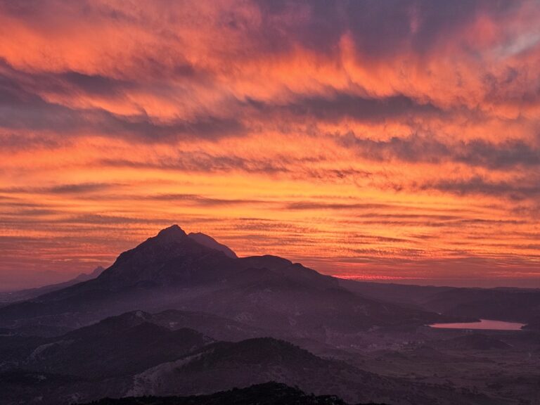 Kormatjitis 1648 – Ευτυχισμένο το Νέο Έτος 2024