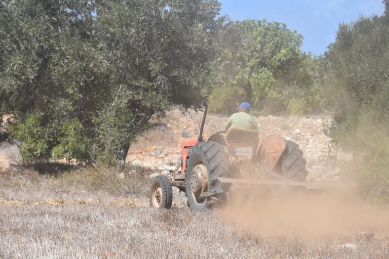 ΑΓΡΟΤΙΚΗ ΟΡΓΑΝΩΣΗ ΚΟΡΜΑΚΙΤΗ – ΚΑΡΠΑΣΙΑΣ- Προχωρούν ενωμένοι